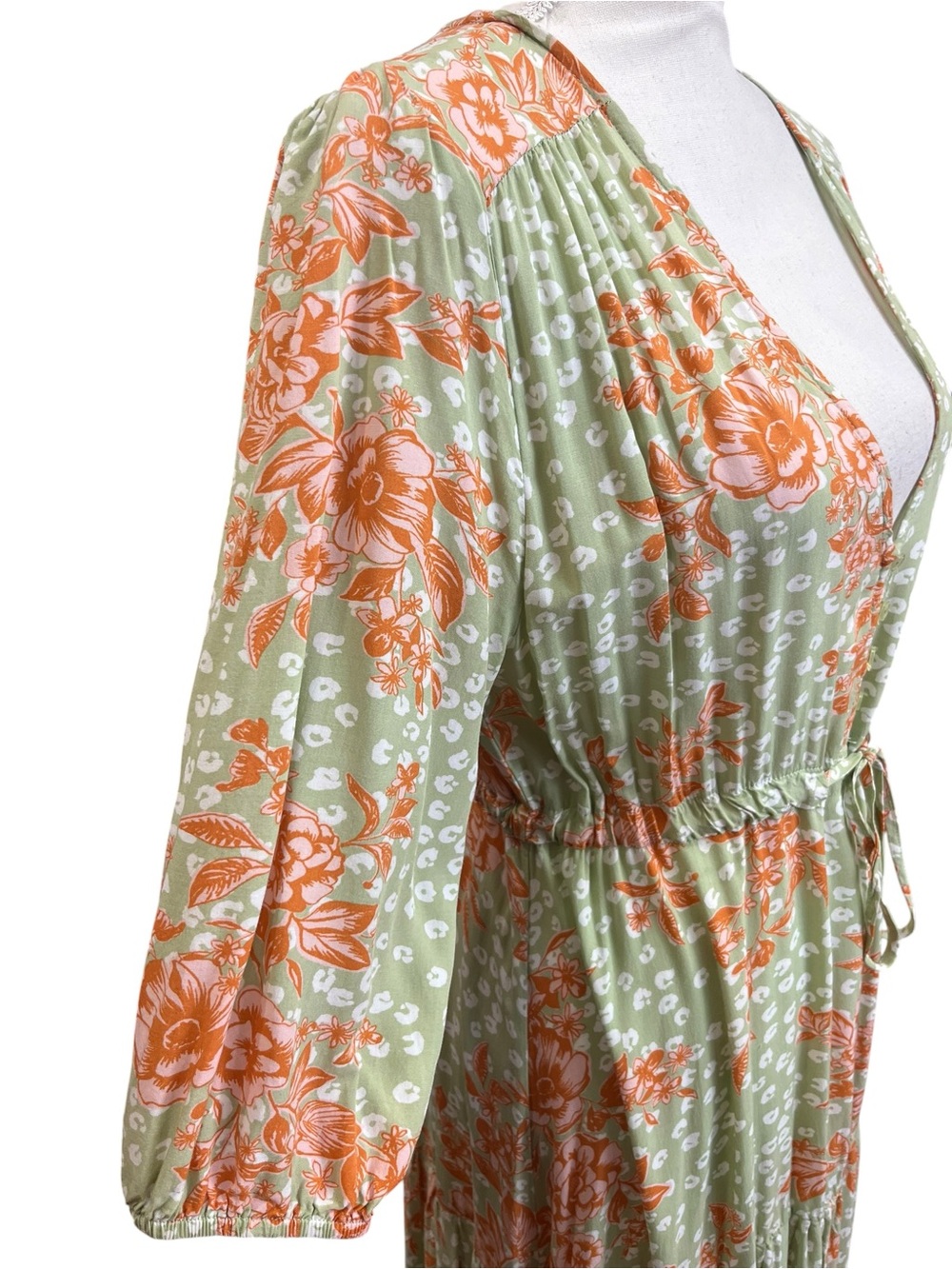 Abel The Label Floral Maxi Dress Medium Green Boho Tiered Rayon V Neck - Picture 7 of 12
